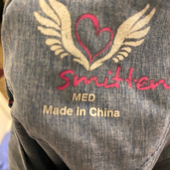 Scrubs - Picture 3 of 6